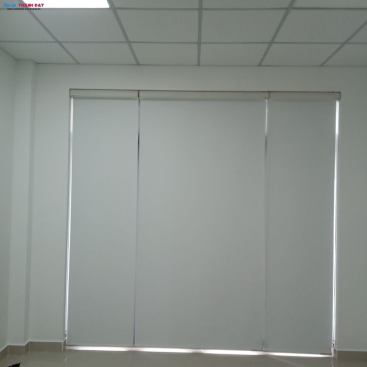 RÈM CUỐN TRẮNG GIÁ RẺ BÌNH TÂN