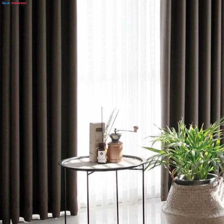 RÈM VẢI BỐ NÂU BÓNG ĐEN CN005