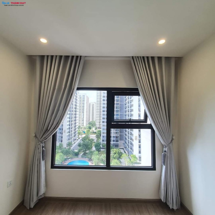 RÈM CHỐNG NẮNG CN009