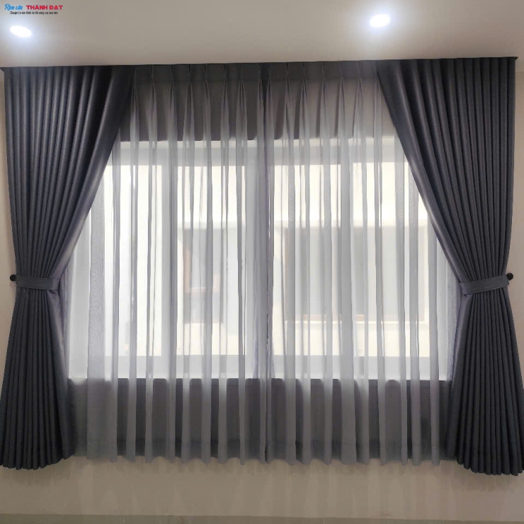 RÈM CỬA  ĐƠN GIẢN CHO PHÒNG NGỦ