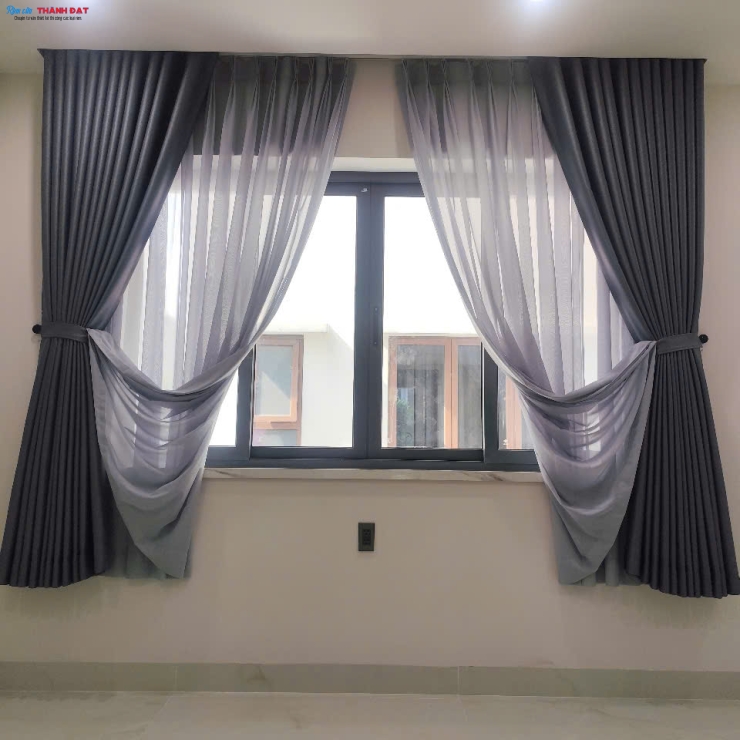 RÈM CỬA  ĐƠN GIẢN CHO PHÒNG NGỦ